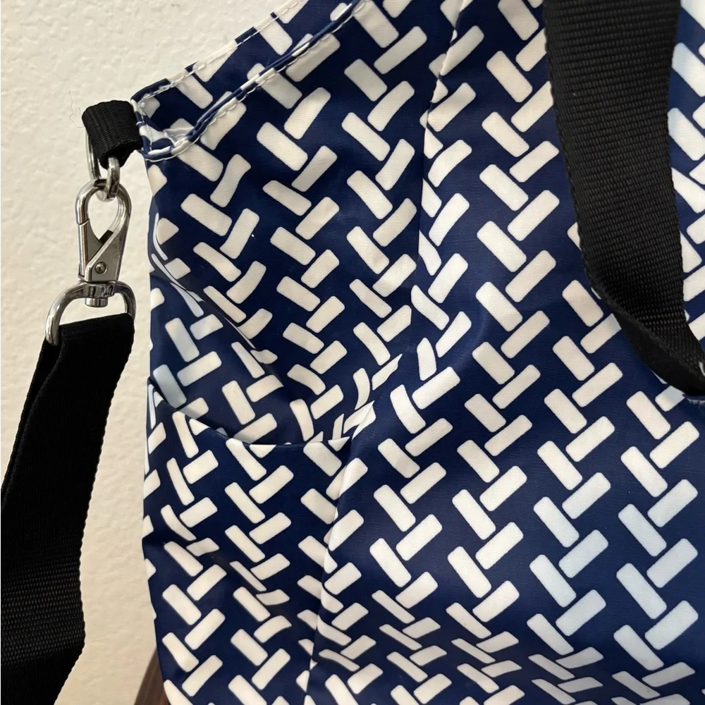 Scout Navy and White Patterned Medium Tote with Detachable Black Strap - Picture 3 of 13